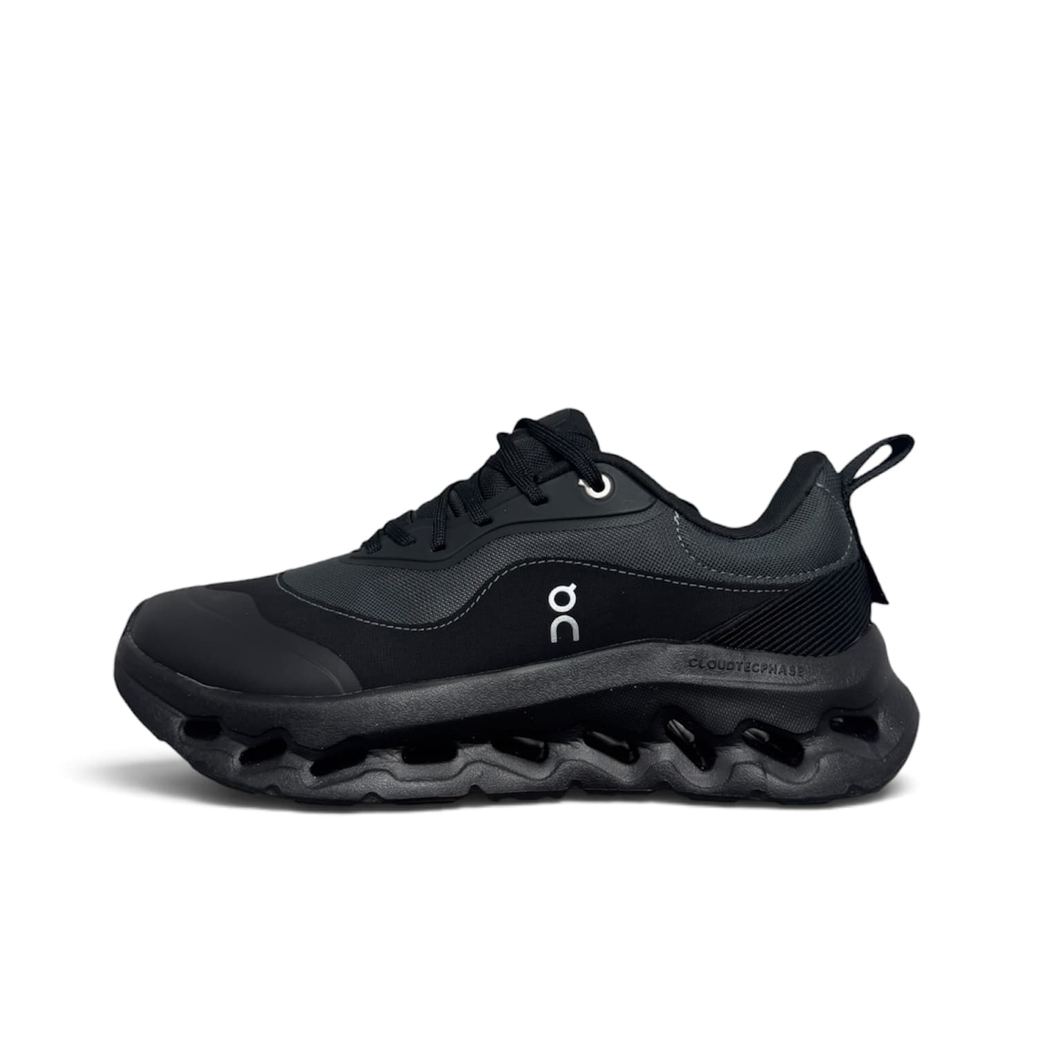 ON Running x LOEWE